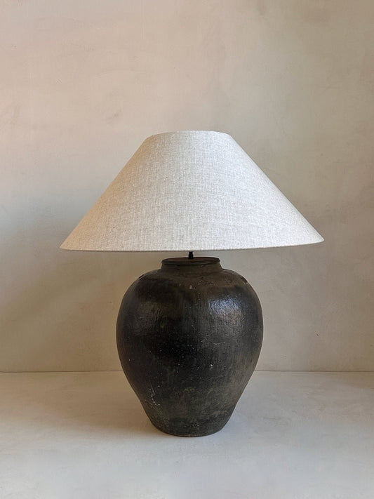 The Corner - Antique Lamp N° 307 - Lighting