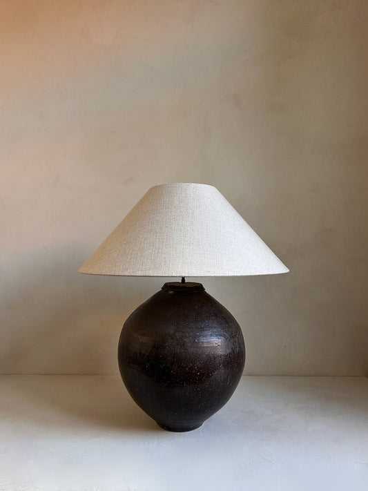 The Corner - Antique Lamp N° 308 - Lighting