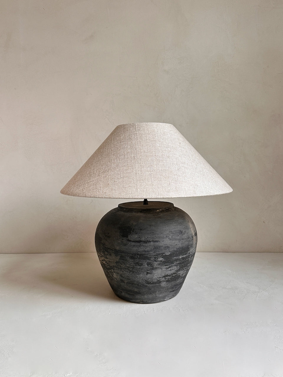 The Corner - Antique Lamp N° 311 - Lighting