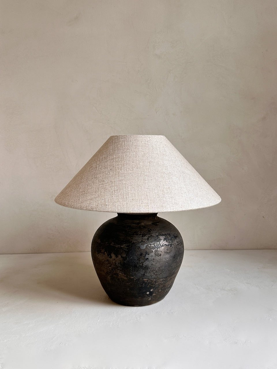 The Corner - Antique Lamp N° 313 - Lighting