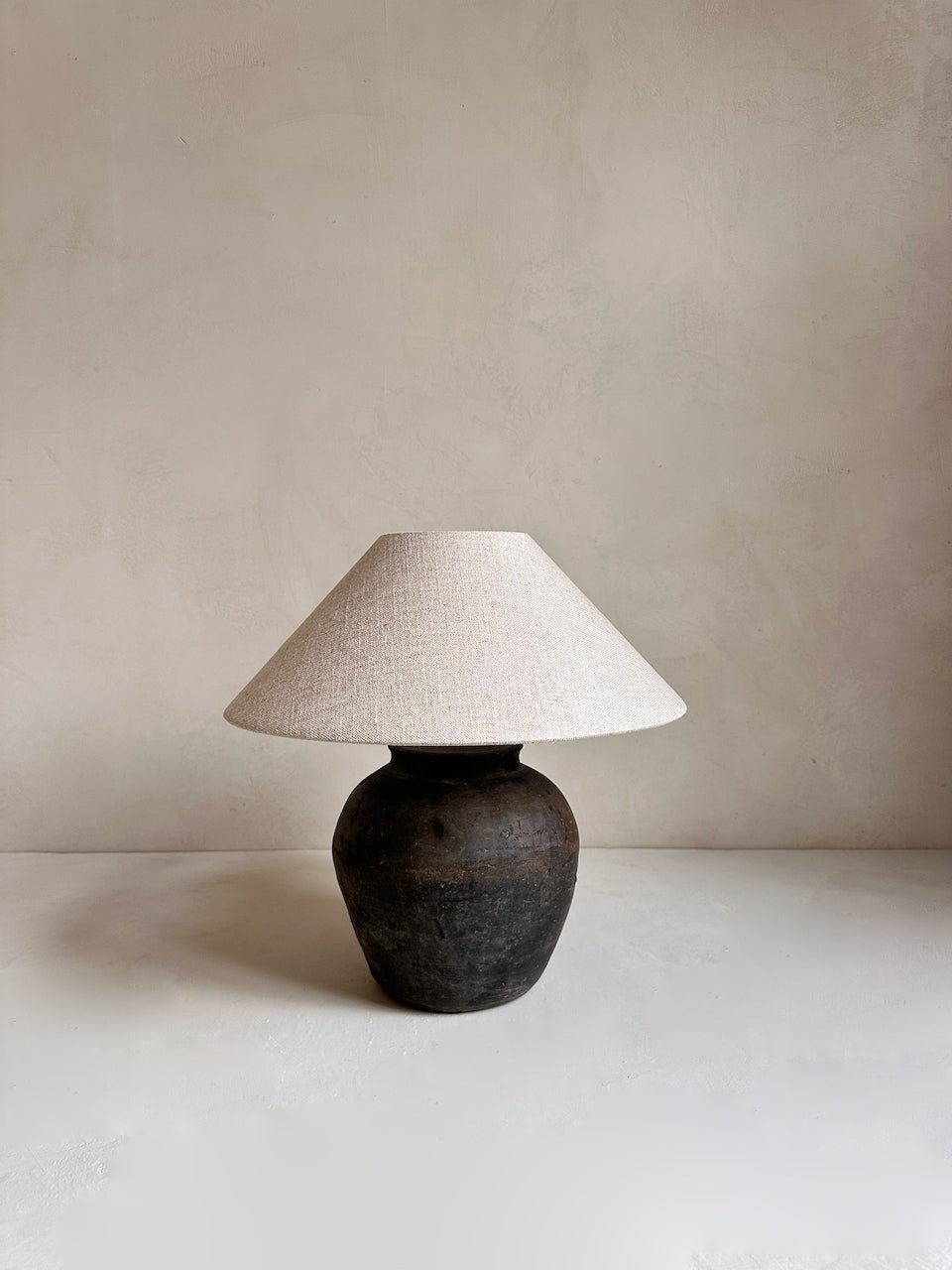 The Corner - Antique Lamp N° 314 - Lighting