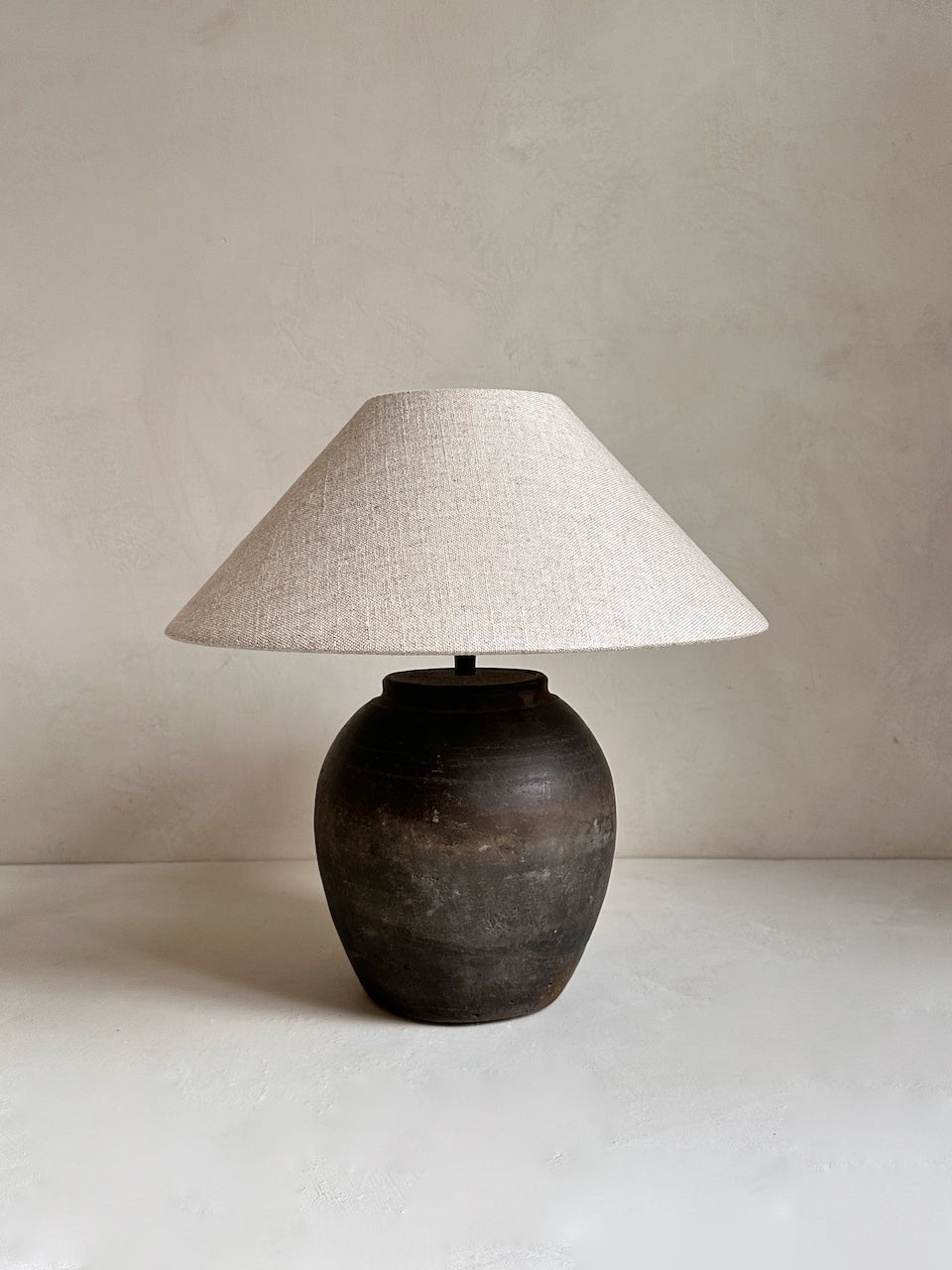 The Corner - Antique Lamp N° 315 - Lighting