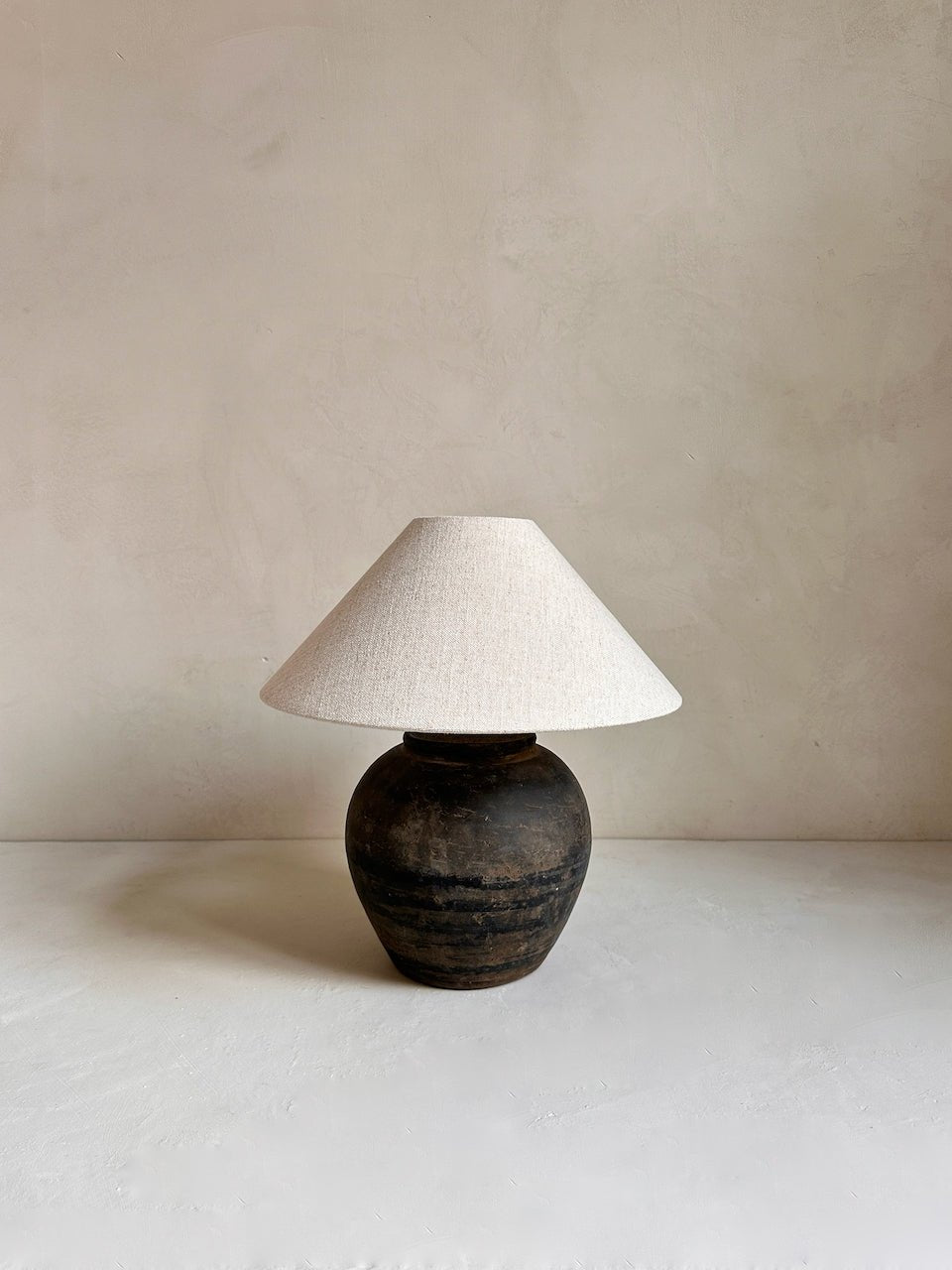 The Corner - Antique Lamp N° 316 - Lighting
