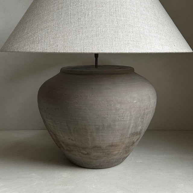 The Corner - Antique Lamp N° 148 - Lighting