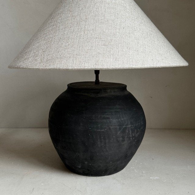 The Corner - Antique Lamp N° 151 - Lighting
