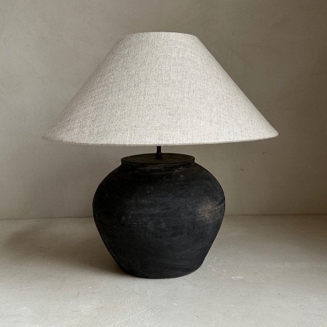 The Corner - Antique Lamp N° 153 - Lighting