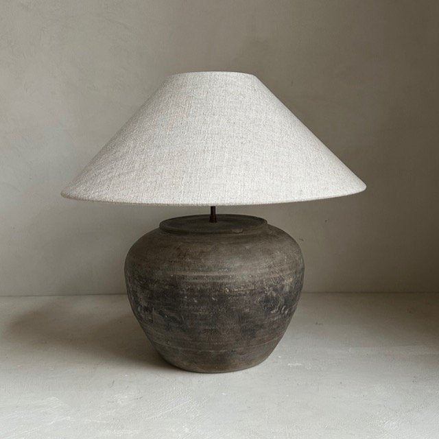 The Corner - Antique Lamp N° 155 - Lighting
