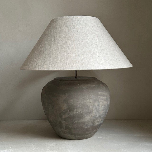 The Corner - Antique Lamp N° 164 - Lighting