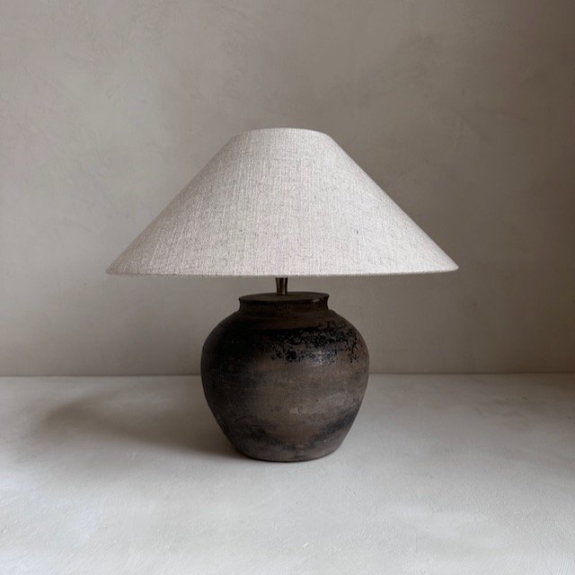 The Corner - Antique Lamp N° 165 - Lighting