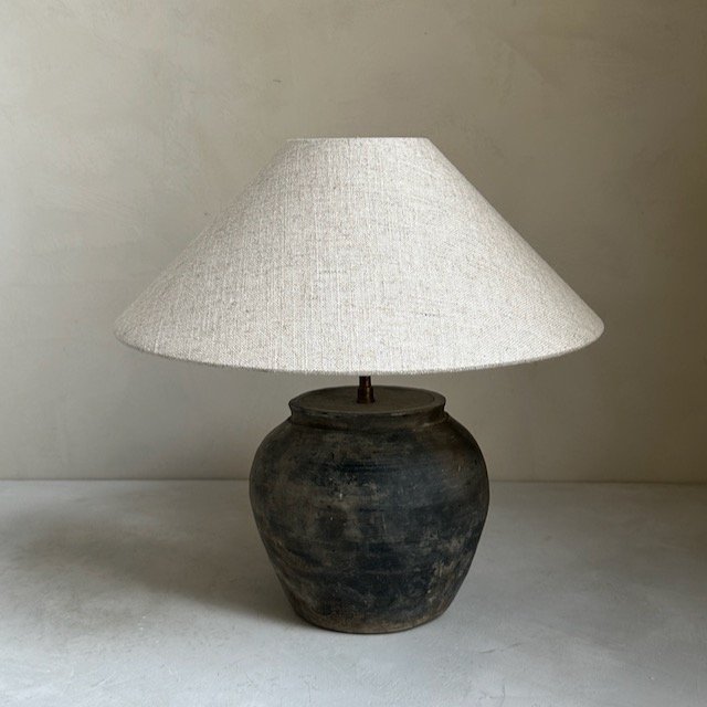 The Corner - Antique Lamp N° 168 - Lighting
