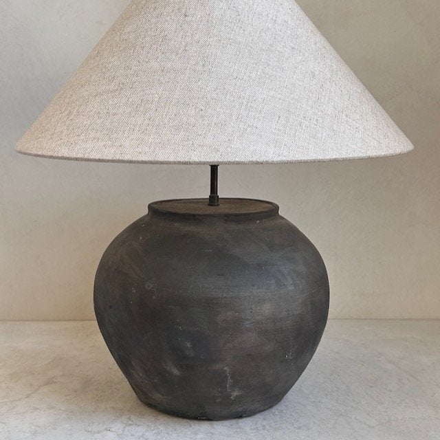 The Corner - Antique Lamp N° 170 - Lighting