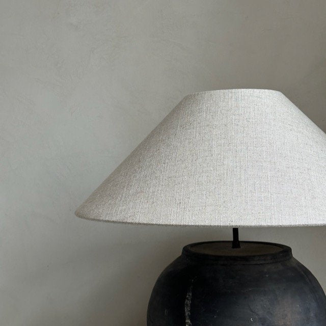 The Corner - Antique Lamp N° 173 - Lighting
