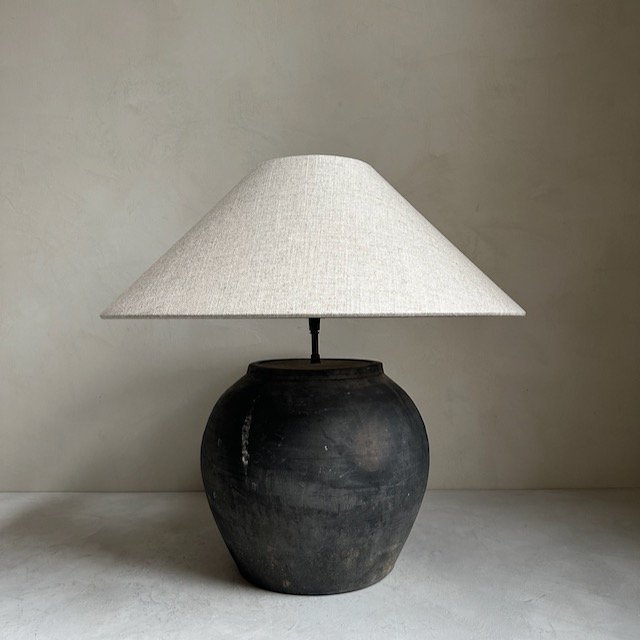 The Corner - Antique Lamp N° 173 - Lighting