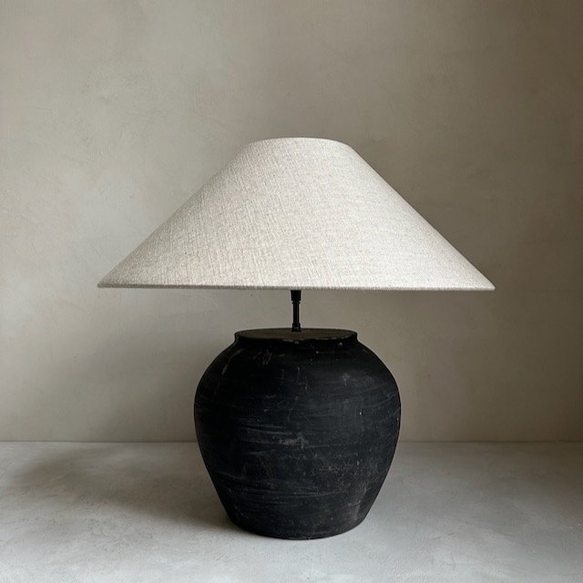 The Corner - Antique Lamp N° 175 - Lighting