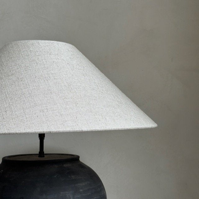 The Corner - Antique Lamp N° 176 - Lighting