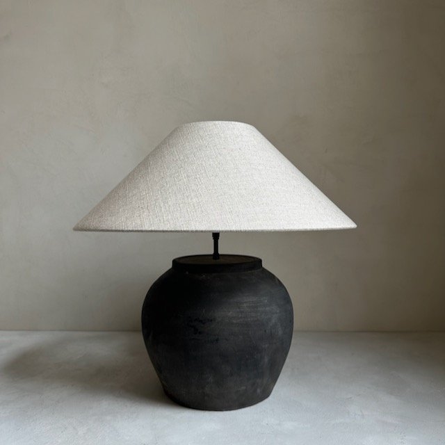 The Corner - Antique Lamp N° 177 - Lighting