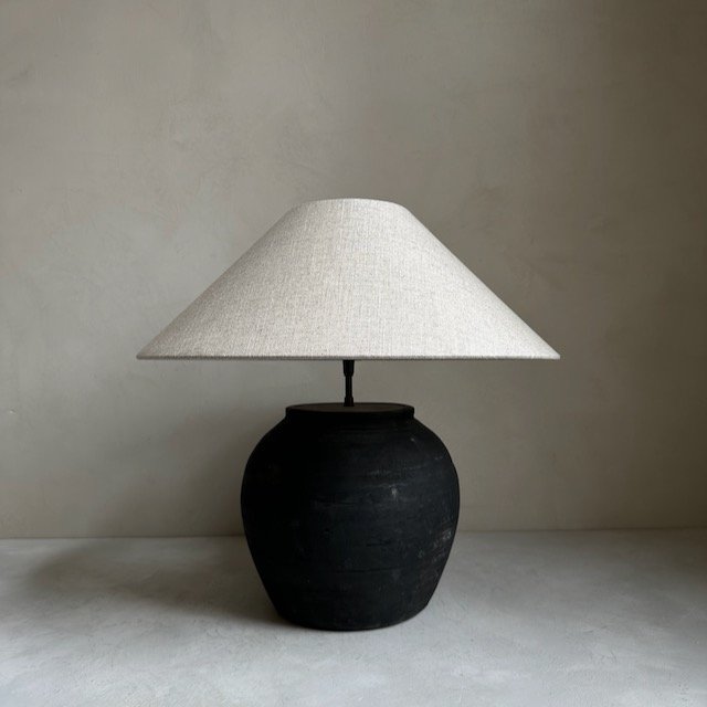 The Corner - Antique Lamp N° 178 - Lighting