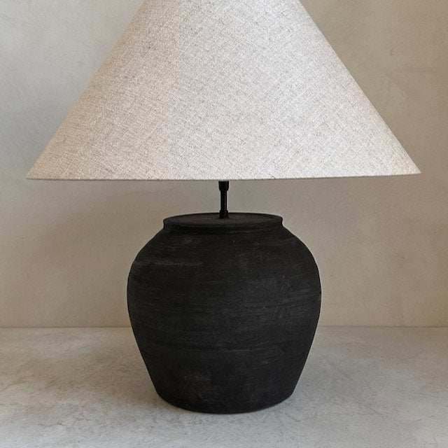 The Corner - Antique Lamp N° 186 - Lighting