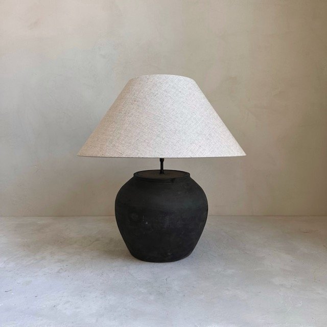 The Corner - Antique Lamp N° 191 - Lighting
