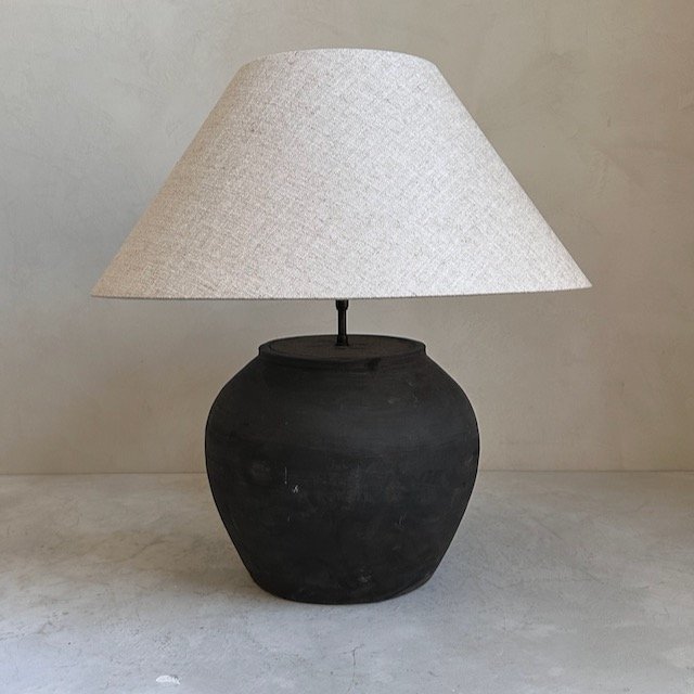 The Corner - Antique Lamp N° 191 - Lighting