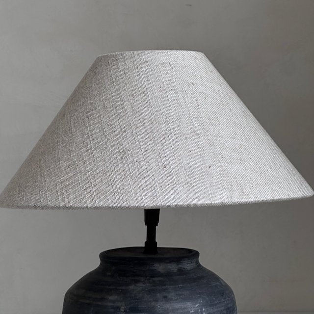 The Corner - Antique Lamp N° 194 - Lighting