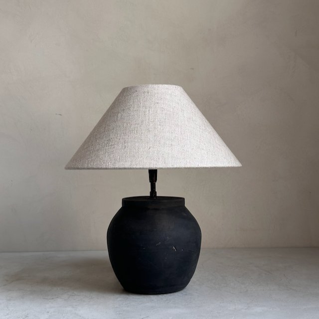 The Corner - Antique Lamp N° 196 - Lighting