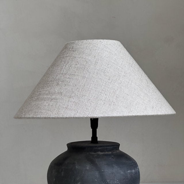 The Corner - Antique Lamp N° 199 - Lighting