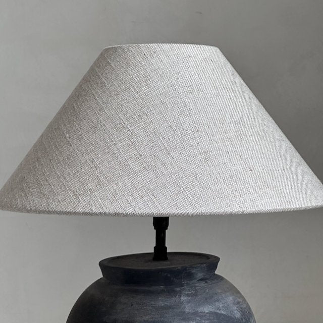 The Corner - Antique Lamp N° 200 - Lighting