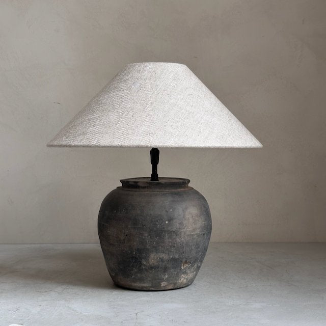 The Corner - Antique Lamp N° 201 - Lighting