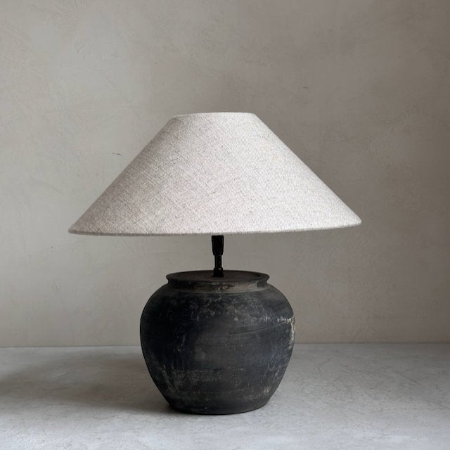 The Corner - Antique Lamp N° 204 - Lighting