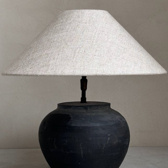 The Corner - Antique Lamp N° 205 - Lighting