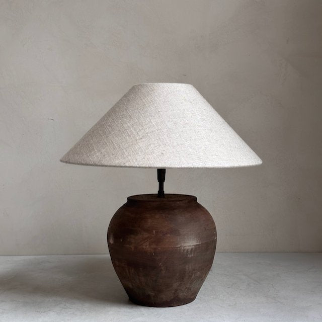 The Corner - Antique Lamp N° 208 - Lighting