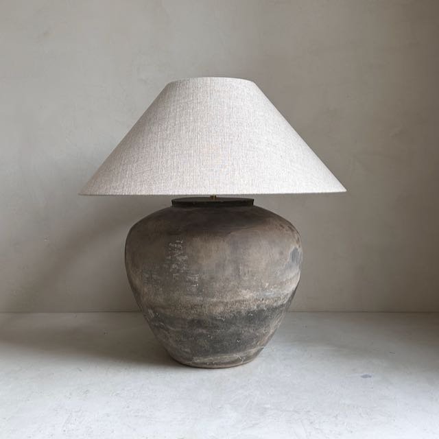The Corner - Antique Lamp N° 212 - Lighting