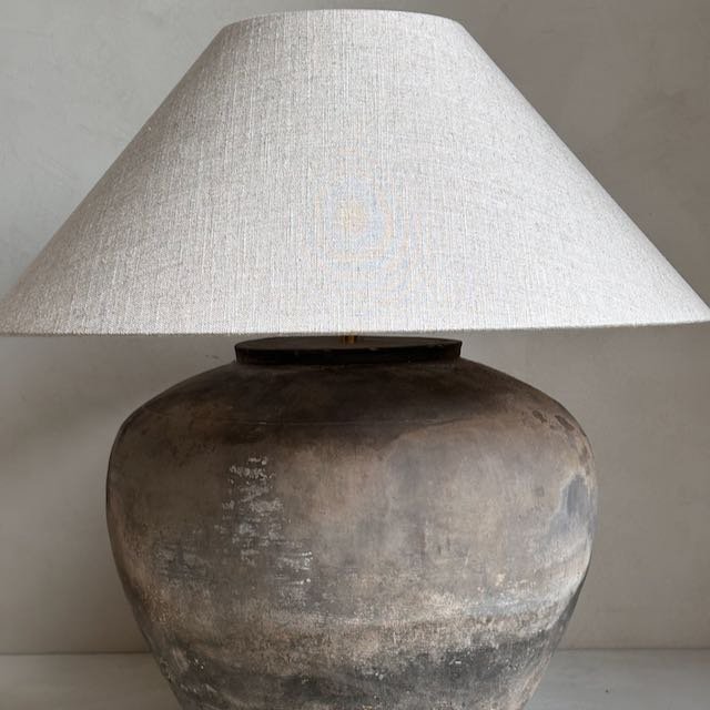 The Corner - Antique Lamp N° 212 - Lighting