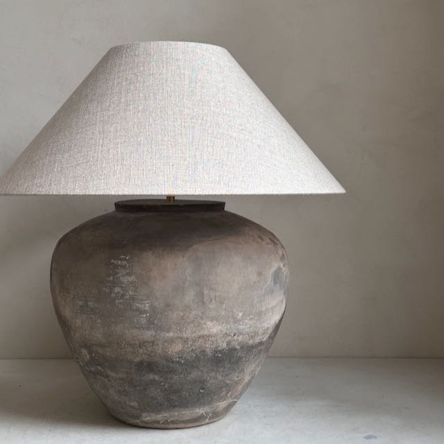 The Corner - Antique Lamp N° 212 - Lighting