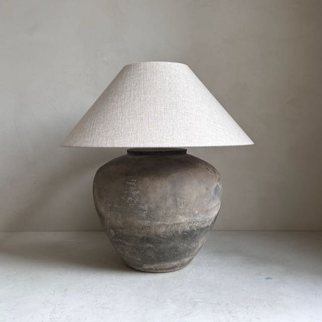 The Corner - Antique Lamp N° 212 - Lighting