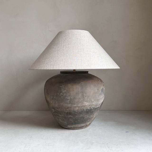The Corner - Antique Lamp N° 212 - Lighting
