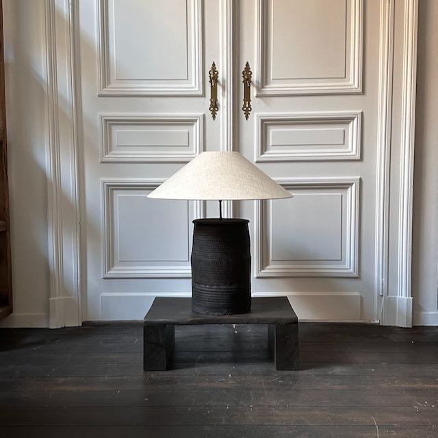 The Corner - Antique Lamp N° 220 - Lighting