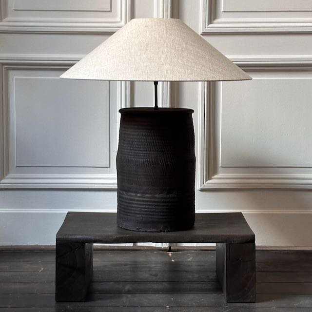 The Corner - Antique Lamp N° 220 - Lighting