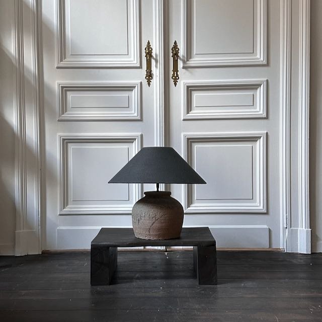 The Corner - Antique Lamp N° 222 - Lighting