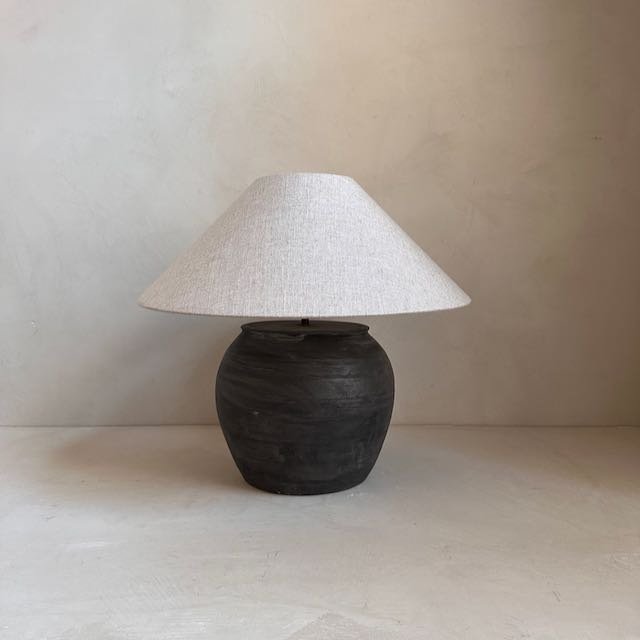 The Corner - Antique Lamp N° 227 - Lighting