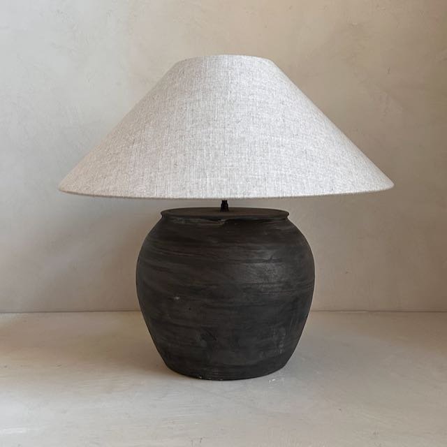 The Corner - Antique Lamp N° 227 - Lighting