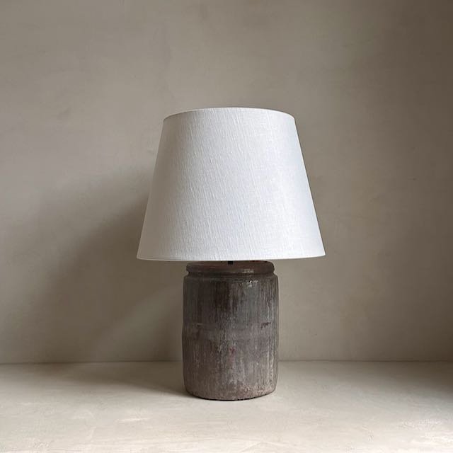 The Corner - Antique Lamp N° 233 - Lighting