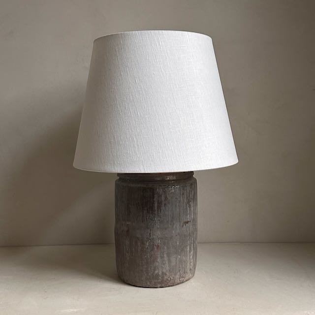 The Corner - Antique Lamp N° 233 - Lighting