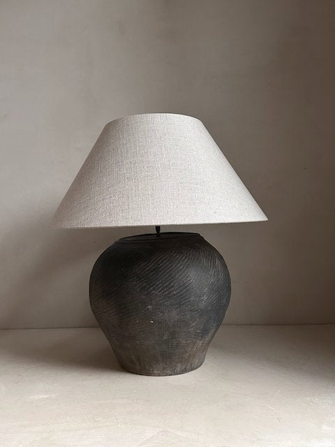 The Corner - Antique Lamp N° 247 - Lighting