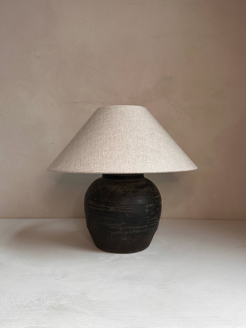 The Corner - Antique Lamp N° 255 - Lighting