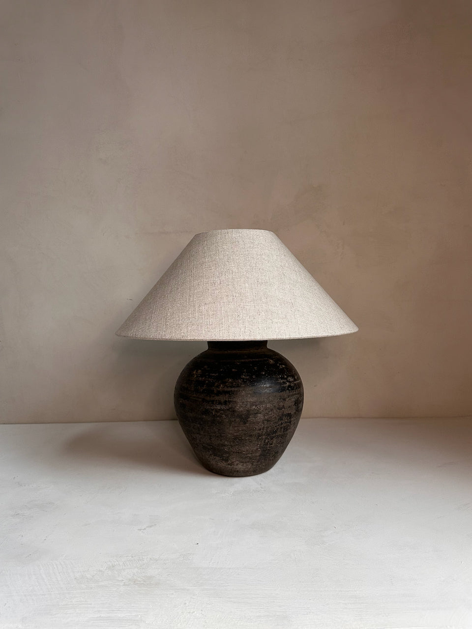 The Corner - Antique Lamp N° 256 - Lighting