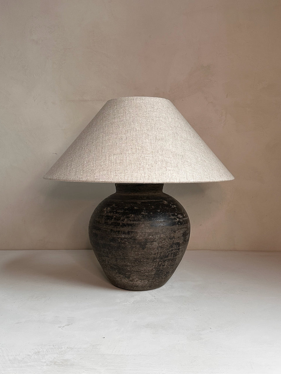 The Corner - Antique Lamp N° 256 - Lighting