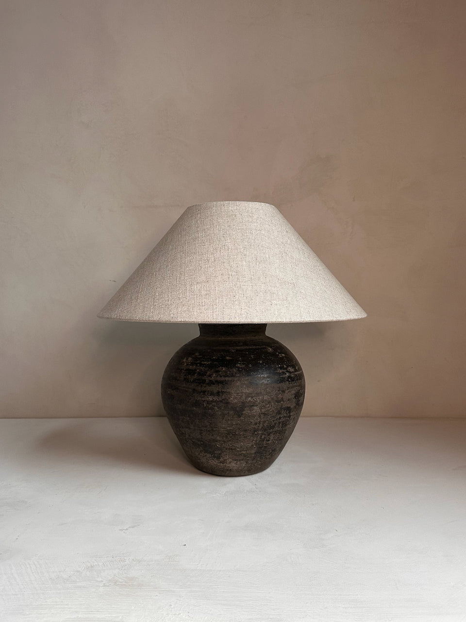 The Corner - Antique Lamp N° 256 - Lighting