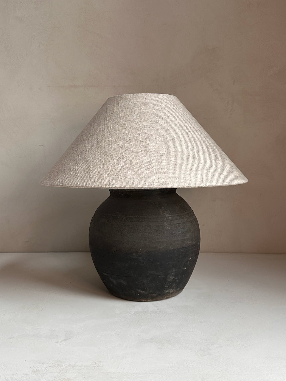 The Corner - Antique Lamp N° 259 - Lighting